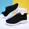 Zapatillas deportivas para mujer transfronterizas 2026 modelo nuevo de verano, zapatillas de running para fitness con suela blanda, malla transpirable, zapatos finos y ligeros para mujer