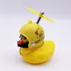 Decoração de Carro Pato Amarelo Pequeno, Capacete Tendência do Tiktok para Carros e Motos, Pato Quebra-Vento Estilo Celebridade da Internet Acessório para Carro