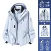 Camello mismo estilo conjunto de dos piezas tres en uno a prueba de viento impermeable para mujer chaqueta de ropa de montañismo para hombre otoño e invierno baja estatura 26