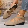 Comércio Exterior Europeu e Americano Tamanho Grande Primavera Novo Bico Redondo Slip-On Sapatos de Salto Baixo Sapatos Gorro Femininos Sapatos Casuais Esportivos Femininos Atacado