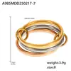 Anel Europeu e Americano Estilo Ins Transfronteiriço Simples e Luxuoso com Cinco Anéis Coloridos Inlaid de Zircônia, Material de Aço Inoxidável, Anel Exagerado para o Dedo Indicador