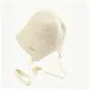 Nuevo sombrero de pescador de punto para otoño e invierno para mujer, versátil estilo coreano, sombrero para clima frío que adelgaza la cara, sombrero de lana, sombrero de pescador, sombrero cálido estilo ins