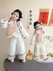 Conjunto de Invierno para Niñas para Año Nuevo 2026 Nuevo Estilo Chino Traje Nacional Traje Tang para el Primer Cumpleaños de Niños
