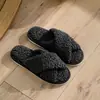 Chinelos femininos de lã de cordeiro com duas tiras para casa, supervendidos em vendas transfronteiriças, sapatos de casa leves e confortáveis, atacado e dropshipping