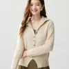 Cárdigan con Botón de Solapa para Mujer 2026 Otoño Invierno Nuevo Rojo Manga Larga Tejido Versátil Cálido Abrigo Suéter Top