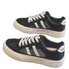 Zapatillas de lona transpirables de malla populares, nuevo estilo primavera y otoño 2026, de corte bajo, con cordones a rayas, versátiles, de suela suave para mujer