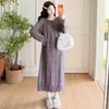 Moda Gestante outono e inverno novo estilo vestido de tricô com trança gola redonda manga longa solto cobre a barriga mostra magro peça externa saia longa