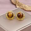 Aretes Vintage Estilo Maillard de Piedra Ojo de Tigre Cobre Chapado en Oro de 18k Moda de Lujo Ligero Aretes de Estilo Cool de Alta Gama para Mujer