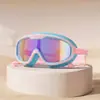 Gafas de Natación Multicolores Aerodinámicas de Marco Grande con Recubrimiento Galvanizado de Colores, Impermeables y Antivaho, Estilizadoras del Rostro, Adecuadas para Aguas Termales, Natación y Parques Acuáticos