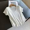 2026 Primavera/Verão Nova Camiseta Casual Chique Versátil com Gola V Desfiada de Manga Curta para Mulheres Atacado N4Ct6913