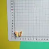 Accesorios de mariposa coloridos simulados personalizados al por mayor para ropa hecha a mano para bricolaje, pinzas para el cabello, cajas de almacenamiento, zuecos, bolsos y fundas para auriculares