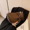 Bolso para Mujer 2026 Nuevo Otoño e Invierno Bolso Cruzado Diseño Retro de Nicho Dama Correa Ancha Cadena de un Solo Hombro Bolso Cuadrado Pequeño