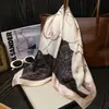 Pañuelo de Seda de Puntos, Estilo Coreano de Alta Gama Versátil Falso Seda 70cm Pañuelo Pequeño, Fajín Decorativo, Lazo para el Cabello, Pañuelo para la Cabeza, Pañuelo para el Cuello