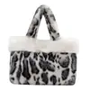 Bolso tote de felpa con estampado de leopardo para otoño e invierno, diseño de retazos, bolso de hombro, bolso sencillo para el día a día, bolso cruzado para mujer de comercio exterior transfronterizo