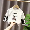 G2236# camisa de baixo colorida de desenho animado para meninos e meninas, camiseta de manga comprida para primavera e outono, infantil, bebê, versátil, roupas infantis