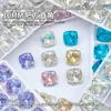 Joias para Nail Art Quadradas Grossas de 10mm com Ângulo Reto Base Pontiaguda Diamante de Formato Especial Cristal Acessórios de Unha Usáveis Diamante para Nail Art Atacado