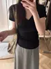 Camiseta de Manga Corta con Cuello en V de Alta Gama para Mujer, Verano Ajustada, Favorecedora Capa Base, Color Sólido, Top Elegante