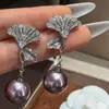 Pendientes de Diseño Exclusivo con Forma de Hoja de Ginkgo, Tachonados con Diamantes y Perlas Moradas, con un Fresco Estilo Vintage, Elegantes y Románticos