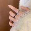 Anillo cuadrado de diamantes de imitación para mujer, diseño de lujo ligero, temperamento exquisito, anillo para el dedo índice, moda personalidad, joyería de red de moda al por mayor