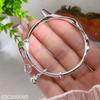 Pulseira de Moda Mobius em Prata de Lei 9999 para Bebês e Crianças Pequenas Pulseira Sólida de Empurrar e Puxar para Presente de Lua Cheia ou Um Ano do Bebê