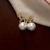 Pendientes de perlas Ouyang Nana del mismo estilo para mujer de principios de otoño, de alta gama, ligeros, de lujo, con nicho, elegantes y combinables con todo.