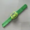Pulsera de Rana de Peluche Decorativa de Chofle Pulsera de Animales Lindos de Dibujos Animados Anillo de Presión Regalo para Estudiantes Boda Regalo Pequeño