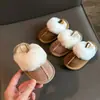 Sapatos Infantis Estilo Coreano para Meninas, Sapatinhos de Bebê, Pantufas de Veludo e Algodão, Sapatos Peludos Infantis para Outono e Inverno, Sapatos para Meninos