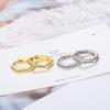 Pendientes Pentagonales Japoneses y Coreanos Pendientes Elegantes Simples Versátiles Pendientes de Diamante Estilo Frío Joyería para Orejas para Hombres y Mujeres