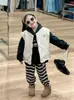 Invierno 2025 Nuevo Estilo Ropa Infantil Coreana Chaleco Chaqueta Reversible de Lana de Cordero y Algodón Pantalones Rayados con Forro de Polar
