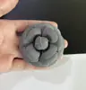 6.1cm Flor de Camélia de Textura Grossa de Shandong Acessório Flor de Sapato Broche de Flor Grampo de Cabelo com Pino de Broche Acessório de Cabelo Grampo Banana Versátil