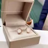 Nuevo Collar Redondo de Moneda de Gama Alta con Nácar de Doble Cara, Moneda Gruesa de Cobre Chapada en Oro de 18K, Incrustación Completa de Diamantes CNC, Cadena Versátil para Clavícula de Lujo Ligero