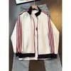 Chaqueta de trabajo patchwork a rayas blanco perla Cleanfit para hombre, otoño, nailon a prueba de tres cosas, hombro derecho, estilo americano, prenda exterior