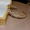 Pulsera de letras de circón con baño de oro real, personalidad de viento frío, ins, pulsera súper brillante, tendencia, joyería de mano de metal al por mayor