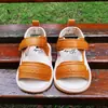 Sandálias para bebê Hansheng de 0 a 1 ano sola de borracha antiderrapante sapatos para criança verão casual sola macia sapatos de bebê sapatos de bebê
