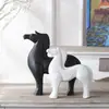 Ornamento de Cavalo de Guerra Cerâmico Minimalista Nórdico Preto e Branco para Sala de Estar, Sala de Jantar, Hall de Entrada, Bar de Vinhos, Hall de Entrada, Armário Divisório, Decoração de Designer