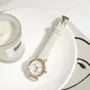 Reloj Pequeño Estilo Fragante de Mickey Mouse con Esfera Pequeña para Mujer Estudiante de Secundaria Estilo Ins Alto Valor de Color Estudiante Estilo Coreano