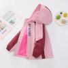 Jaqueta corta-vento infantil 2026 Nova Estilosa Forrada com Fleece Casaco de Outono Cool Crianças Primavera e Outono Corta-vento de Fleece