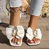 Chanclas para Mujer con Hebilla Metálica, Punta Abierta, Punta Cuadrada, Slip-On, Talla Grande, Planas, Verano 2026, Nuevo Estilo, Slip-On con Moño
