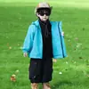 Chaqueta cortavientos para niño, modelo tres en uno para primavera y otoño para niños, nuevo estilo 2026, abrigo desmontable elegante y genial para niños