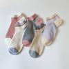 Calcetines calcetines de mujer primavera y verano delgados absorbentes del sudor transpirables de algodón de doble aguja calcetines de bote de boca ligera a juego de color coreano en stock al por mayor