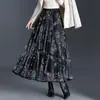 Falda plisada estampada negra para mujer, nuevo estilo otoño 2026, de cintura alta, adelgazante, falda de doble cara con un diseño fluido, elegante y amplio.