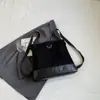 Bolsa Grande de Capacidad Vintage 2024 Moda Nueva Bolsa para Mujer Otoño e Invierno Textil para Viajes de Negocios Mochila para Mujer