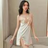 Yiyo Lingerie Sexy Feminina Seda-like Bordada Pijama Sexy Tentação Decote Profundo Alça Saia Vestido de Noite Roupas de Casa 8127