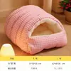 Cama Térmica de Inverno para Pets Removível Lavável Lavável à Máquina Engrossada Ampliada Cama para Gatos Buraco Semi-fechado Quente Respirável Tapete para Pets