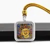 Pingente Quadrado Mini Thangka com Pontos Dourados, Cinco Budas, Deus da Riqueza Amarelo, Vida Passada e Presente, Colar com Pingente Thangka da Tara Verde