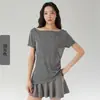 Camiseta de Verano 2026 para Mujer, Nueva, Ajustada, de Hombros Descubiertos, Elegante, de Manga Corta, Moderna, Versátil, Color Sólido