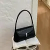 Bolso de axila retro de alta costura transfronterizo, nuevo modelo de otoño 2026, bolso cuadrado pequeño popular y versátil para el hombro este año