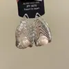 Filha Rica! Brincos de Metal com Pérolas Estilo Europeu e Americano, Exagerados Estilosos, Design Moderno e Criativo, Brincos Versáteis