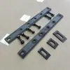 Placas de Grampo de Trilho com Processo Laminado a Quente, Resistentes à Corrosão, Isoladas, Placas de Grampo de Trilho de Grau de Mineração com Parafusos