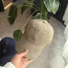 Boné de Baseball Vintage Bordado Desgastado com Aba Macia para Homens e Mulheres, Moda Casual Primavera e Verão Proteção Solar Chapéu Versátil Tendência